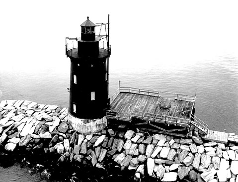 Delaware Breakwater Light