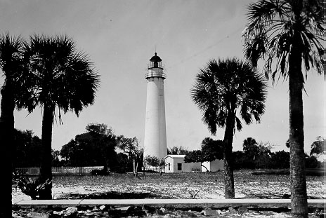 Egmont Key Light